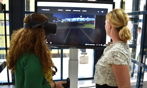 Beim Digitaltag konnte man mit einer VR-Brille in andere Welten eintauchen.