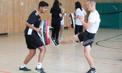 Die Schüler beim CoolConflict38-Training.