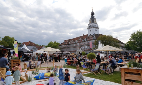 Das Street Food Festival sorgte für reichlich Leben auf dem Schlossplatz.