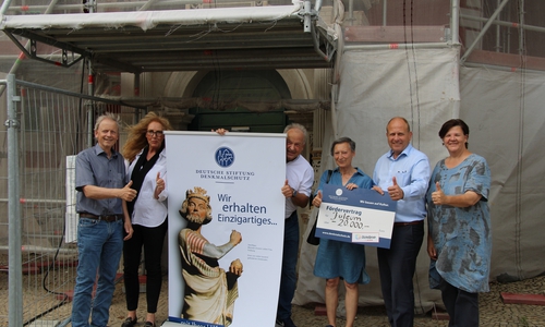 v.l.n.r: Dietrich Nelle (Landkreis Helmstedt), Gerti Oelkers-Hesse (Stadt Helmstedt), Karl-Heinz Broska, Heidi Fengel (beide DSD), Landrat Gerhard Radeck, Oona Scheepers (DSD).