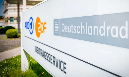 Die Erhöhung der Rundfunkbeiträge macht sich auch im Jahresbericht bemerkbar.