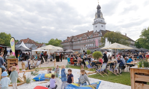 Der Schlossplatz verwandelte sich in eine gut besuchte Genuss-Oase.