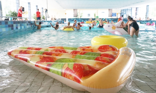 Im Thermalsolbad Salzgitter-Bad und im Stadtbad Salzgitter-Lebenstedt gibt es Ferienangebote.