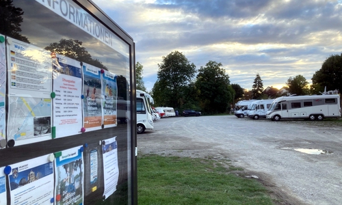 Die Bauarbeiten beginnen ab 28. August. Der Platz ist nicht nutzbar. 