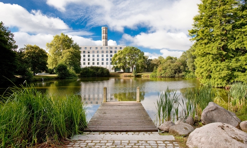 Das Steigenberger Parkhotel am Bürgerpark.