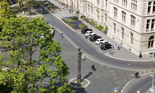 Visualisierung des geplanten, umgestalteten Platzes.