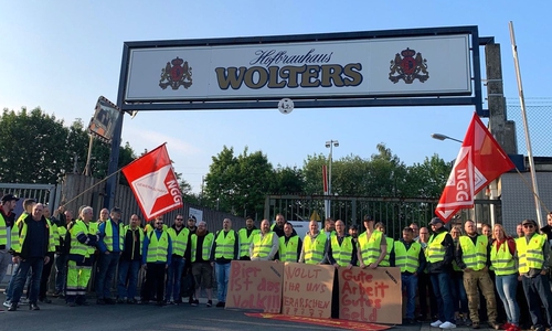 Archivbild vom Warnstreik am 2. Juni 2022 beim Hofbrauhaus Wolters.