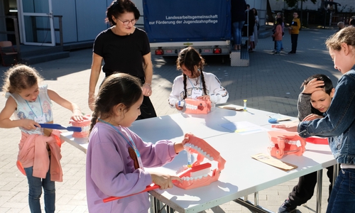 Auch das richtige Zähneputzen übten die Kinder bei dem Aktionstag.
