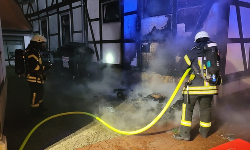 Die Feuerwehr Wolfenbüttel musste am Montagabend zwei Einsätze zeitgleich abarbeiten. 
