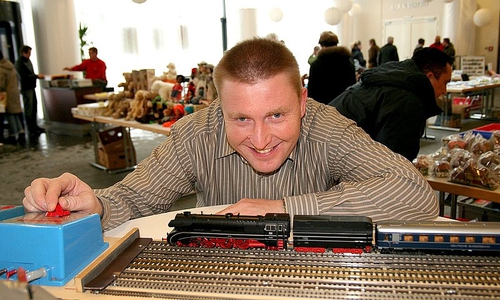 Eine Lok wird auf der Teststrecke geprüft.