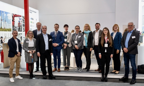 Das Team der WiReGo auf der Expo Real mit Wirtschaftsförderer Tobias Heupke (4.v.r.).