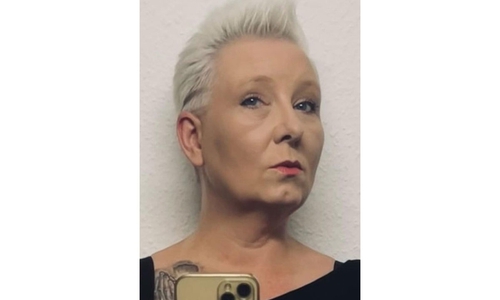 Wer hat diese Frau gesehen oder kann Hinweise geben?