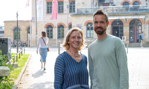 Beate Zgonc und Sascha Poser, die Vorsitzenden der Gruppe BÜNDNIS 90/DIE GRÜNEN • Die PARTEI. 