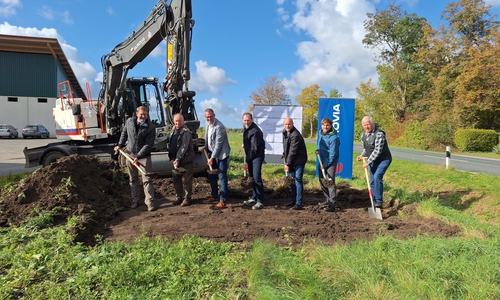 Erster Spatenstich für den neuen Radweg entlang der L 631 zwischen Salzdahlum und Sickte am 11. Oktober.