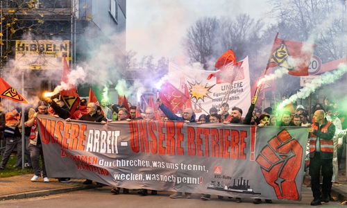 Die Mitarbeiter machten lautstark auf sich aufmerksam.