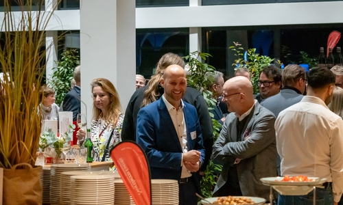 Beim Konfiefchen gab es wieder viele Gelegenheiten zum Austausch. 