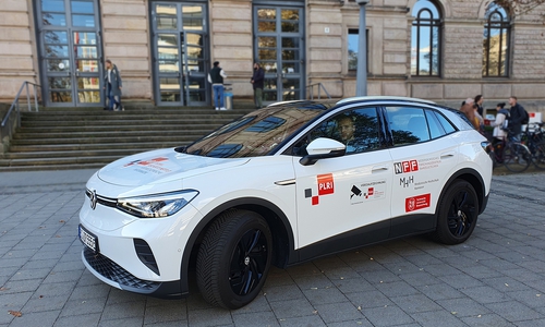 Das SmartCar des Peter L. Reichertz Instituts für Medizinische Informatik (PLRI) wird auf der Medizintechnik-Fachmesse „Medica“ in Düsseldorf präsentiert. 