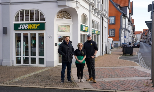 Inhaber Mahbod Habibi, Nadine Walter und Julien Probian (Area Manager).