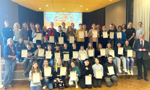 32 neue Teen-Scouts.