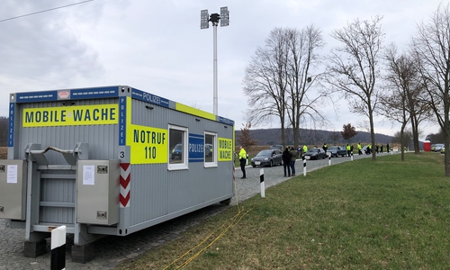 Die mobile Wache am Parkplatz Kiliansloch.