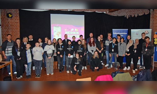 Die „MedienScoutZ“ der Realschule Salzgitter-Bad, Gottfried-Linke-Realschule und der Hauptschule am Fredenberg und die Projektbeteiligten.