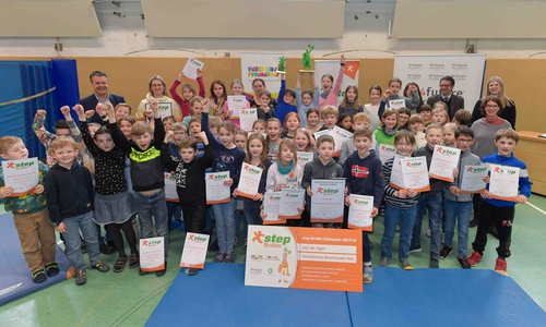Voller Erfolg bei der Grundschule Mascheroder Holz: Alle drei 3. Klassen der Grundschule schafften es auf die ersten drei Plätze in der Wertung um den Direktionssieg Braunschweig. 