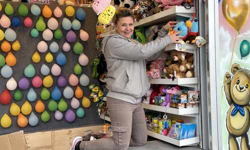 Für Michaela Rosenbaum ist ihr Stand eine Herzensangelegenheit.