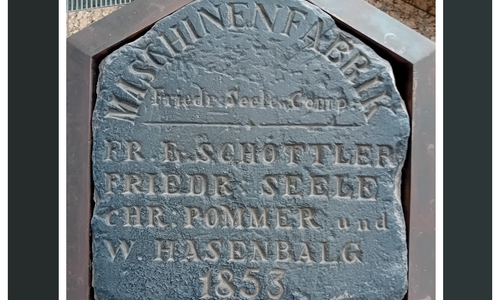 Der Grundstein im Eingangsbereich der BMA.