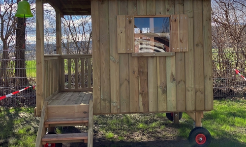 Der neue Zirkuswagen.