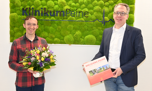 Dr. med. Senol Gültepe (links) und Geschäftsführer Dr. Dirk Tenzer.