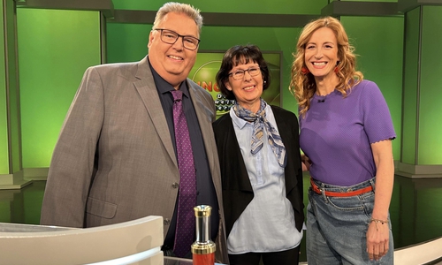 Nach der Live-Sendung gab es noch ein Erinnerungs-Foto mit dem Moderator Michael Thürnau und Gast-Moderatorin Ilka Petersen (re.). 