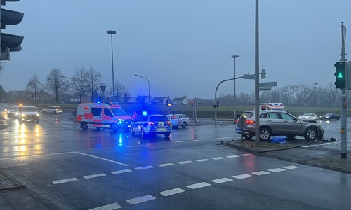 Verkehrsunfall B82 / Lilienthalstraße.