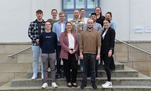 Zehn junge kreative Köpfe entwickelten im „PAC-Man“-Projekt mögliche Zukunftsvisionen für den Landkreis Helmstedt und reisten dafür - allesamt zum ersten Mal - in die Region, um im Helmstedter Kreishaus ihre Ideen vorzustellen. Marina Romaschin von der Kommunalen Hochschule für Verwaltung in Niedersachsen (HSVN) begleitete die Studierenden.