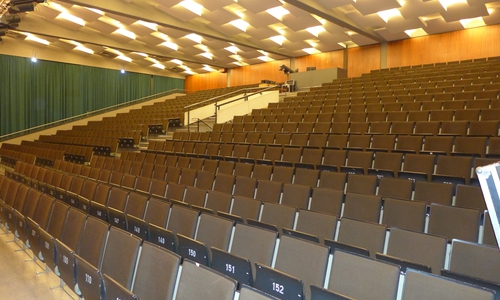 Aula des Gymnasiums Salzgitter-Bad aktuell.