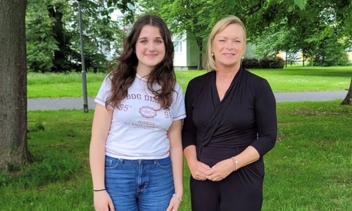 Philine Moryc und Dunja Kreiser bei ihrem Treffen in Salzgitter. 