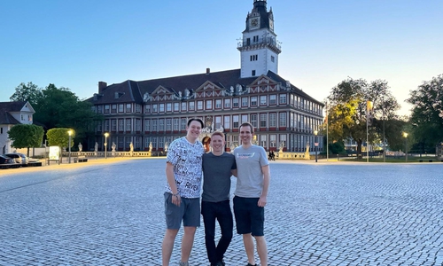 Veranstaltet wird die Bauzaun Challenge von der Wolfenbütteler Kultur- und Veranstaltungsgesellschaft (WKVG).