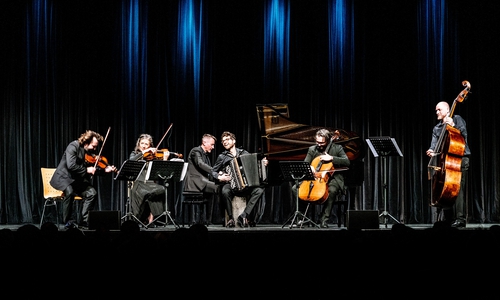 Auf dem Stadtmarkt wird das Ensemble Plattform K+K aus Wien zu hören sein. 