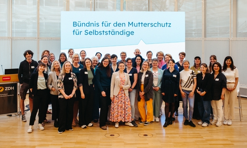 Das Bündnis Mutterschutz für Selbstständige hat in Berlin eine gemeinsame Erklärung vorgestellt.