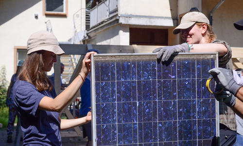 Junge Interessierte beim Solarcamp.