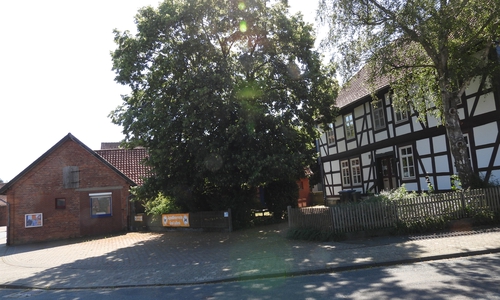 Das ehemalige Pfarrhaus in Groß Lafferde muss verkauft werden.