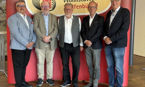 Vorstand und der neu gewählte Aufsichtsrat; v.l.: Christoph Kowollik, Uwe Bee, Peter Seiler, Martin Schickram, Dieter Kertscher