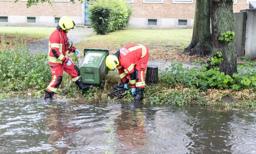 In der Salderschen Straße stand das Wasser auch ziemlich hoch.