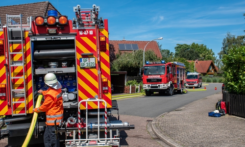 Die Feuerwehr war mehrere Stunden im Einsatz.