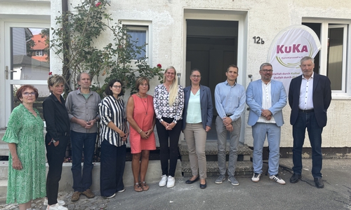 Bei der Auftaktveranstaltung des neuen „vhs.Lerntreffs“ tauschten Vertreterinnen und Vertreter vom Landkreis Goslar, der Stadt Bad Harzburg, der Kreisvolkshochschule und aus dem Bereich der Grundbildung über die Notwendigkeit eines solchen Angebots aus.