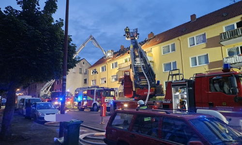 Am Sonntagabend kam es in der Wilhemstraße zu einem Dachstuhlbrand.