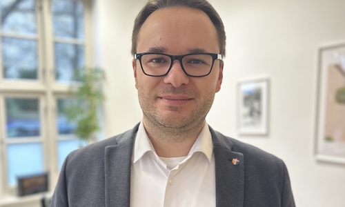 Helge Böttcher ist der „Neue“ bei der Diakonie. 