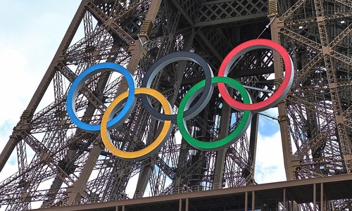 Eiffelturm mit Olympischen Ringen (Archiv)