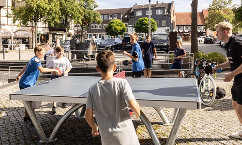 Beim Tischtennis kommen Kinder und Jugendliche in ihrem Stadtteil zusammen.