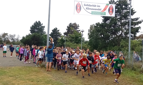 Viele junge und motivierte Läufer gingen an den Start.