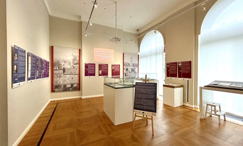 Vergangene Woche wurde die Ausstellung „Beziehungen. Welfen und Hohenzollern“ eröffnet. 